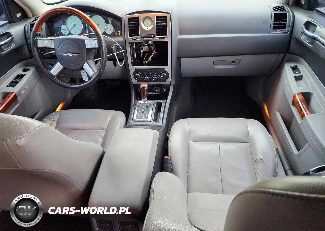 2006 Chrysler 300 Touring VIN:2C3LA53G96H103748 - 8