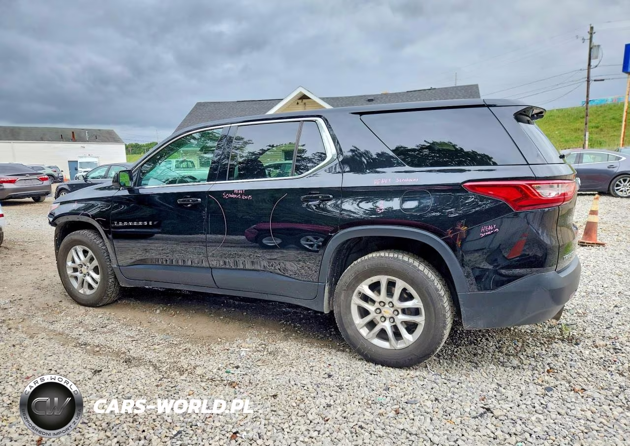 2019 Chevrolet Traverse Ls VIN:1GNERFKW0KJ315692 - 2