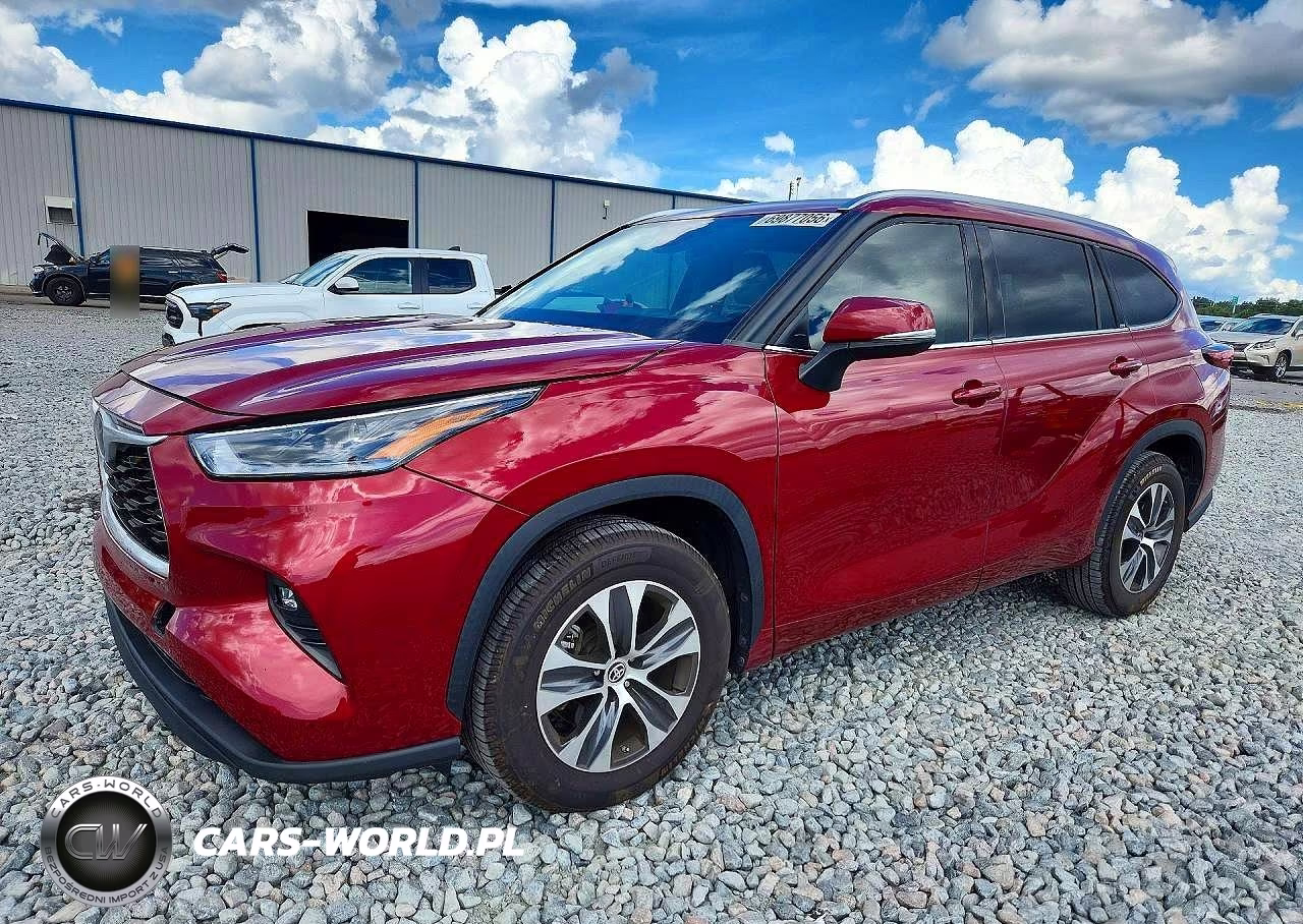 2021 Toyota Highlander Xle
