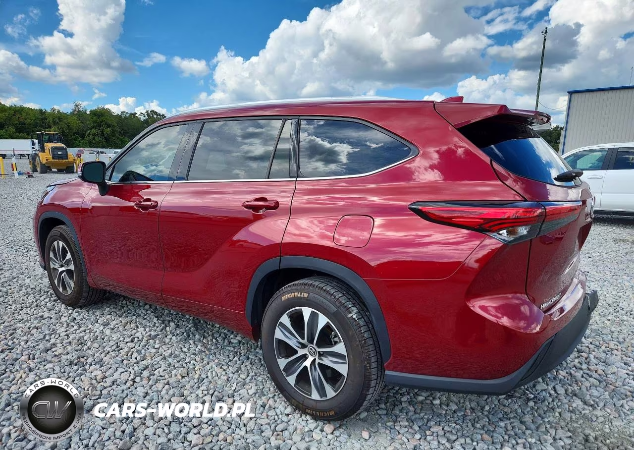 2021 Toyota Highlander Xle VIN:5TDGZRAH7MS524438 - 2