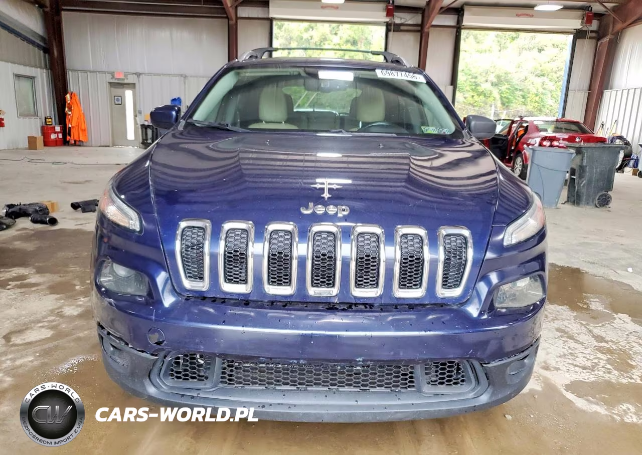 2015 Jeep Cherokee Latitude VIN:1C4PJMCS9FW538573 - 5