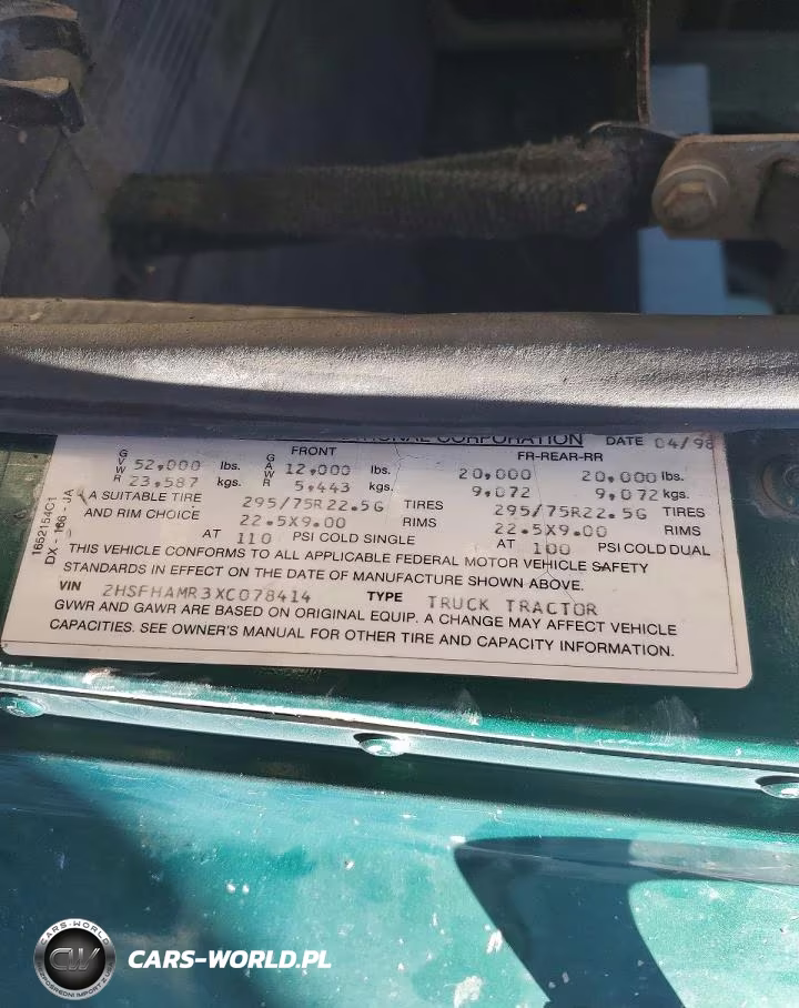 1999 International 9400 Semi Truck VIN:2HSFHAMR3XC078414 - 13