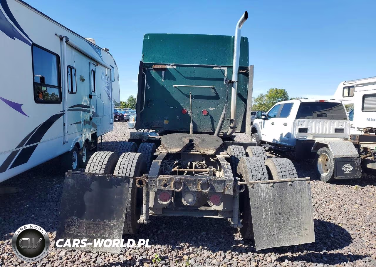 1999 International 9400 Semi Truck VIN:2HSFHAMR3XC078414 - 6