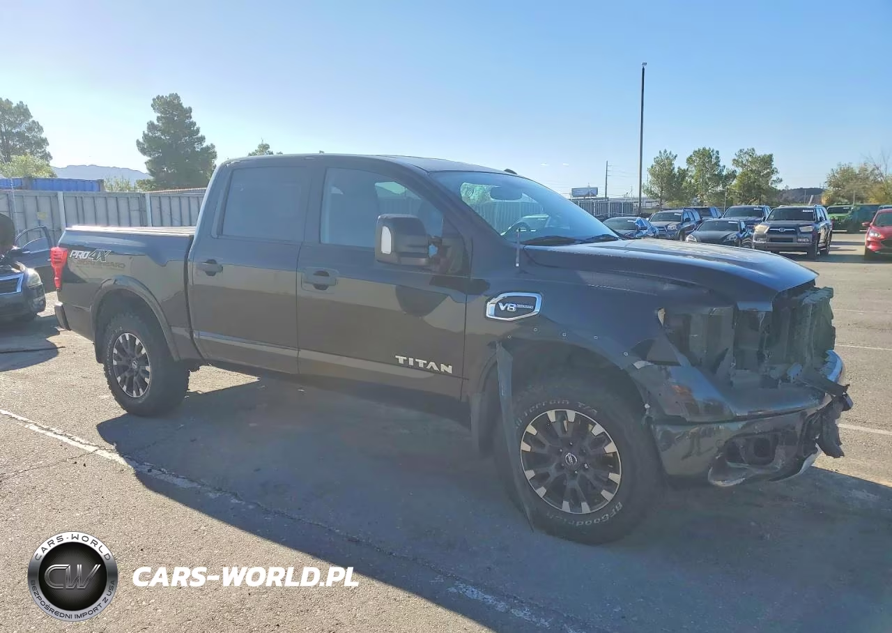 2017 Nissan Titan Pro-4X VIN:1N6AA1E50HN551102 - 4