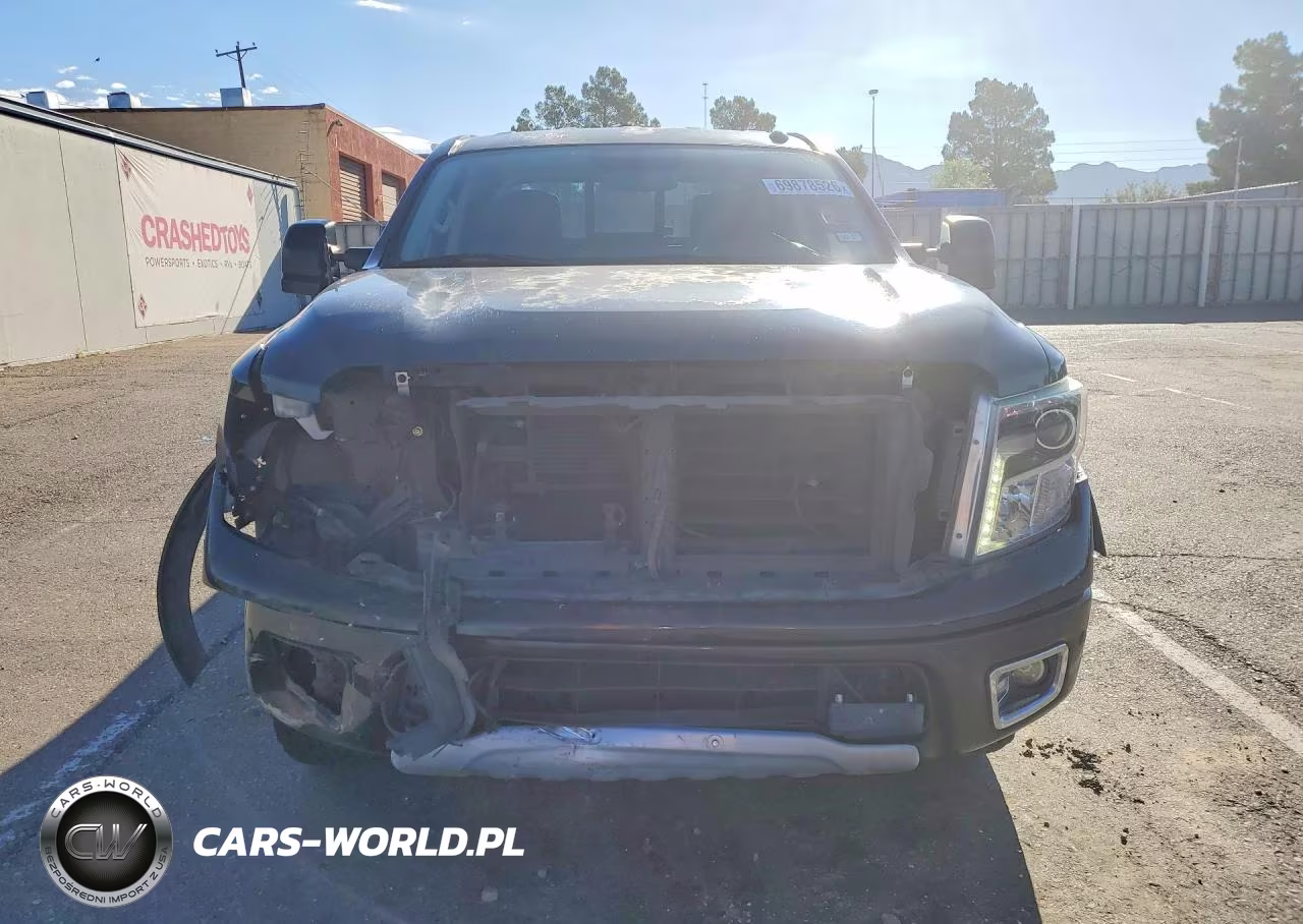 2017 Nissan Titan Pro-4X VIN:1N6AA1E50HN551102 - 5