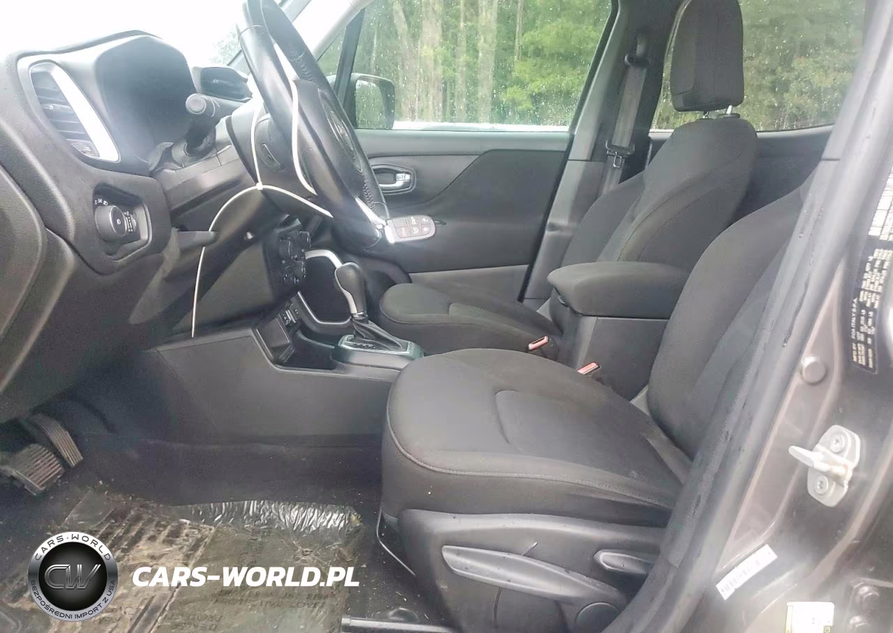 2018 Jeep Renegade Latitude VIN:ZACCJABBXJPG65434 - 7