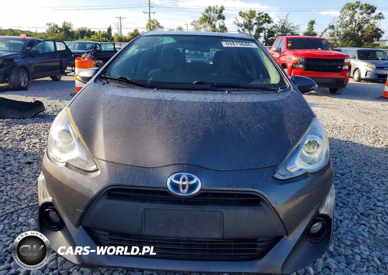 2015 Toyota Prius C One VIN:JTDKDTB39F1102616 - 5