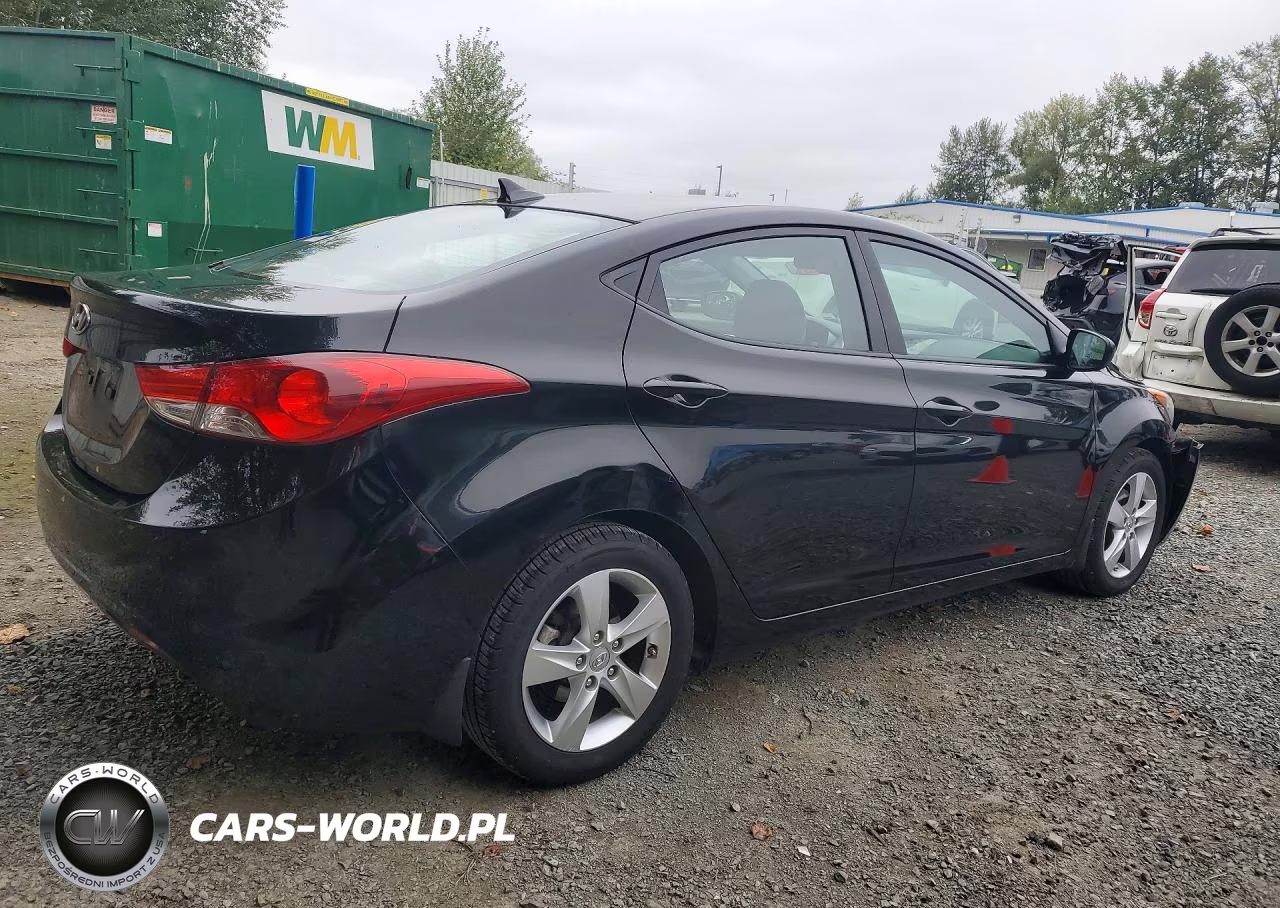 2013 Hyundai Elantra Gls VIN:KMHDH4AE6DU811114 - 3