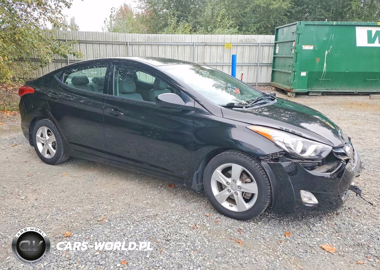 2013 Hyundai Elantra Gls VIN:KMHDH4AE6DU811114 - 4