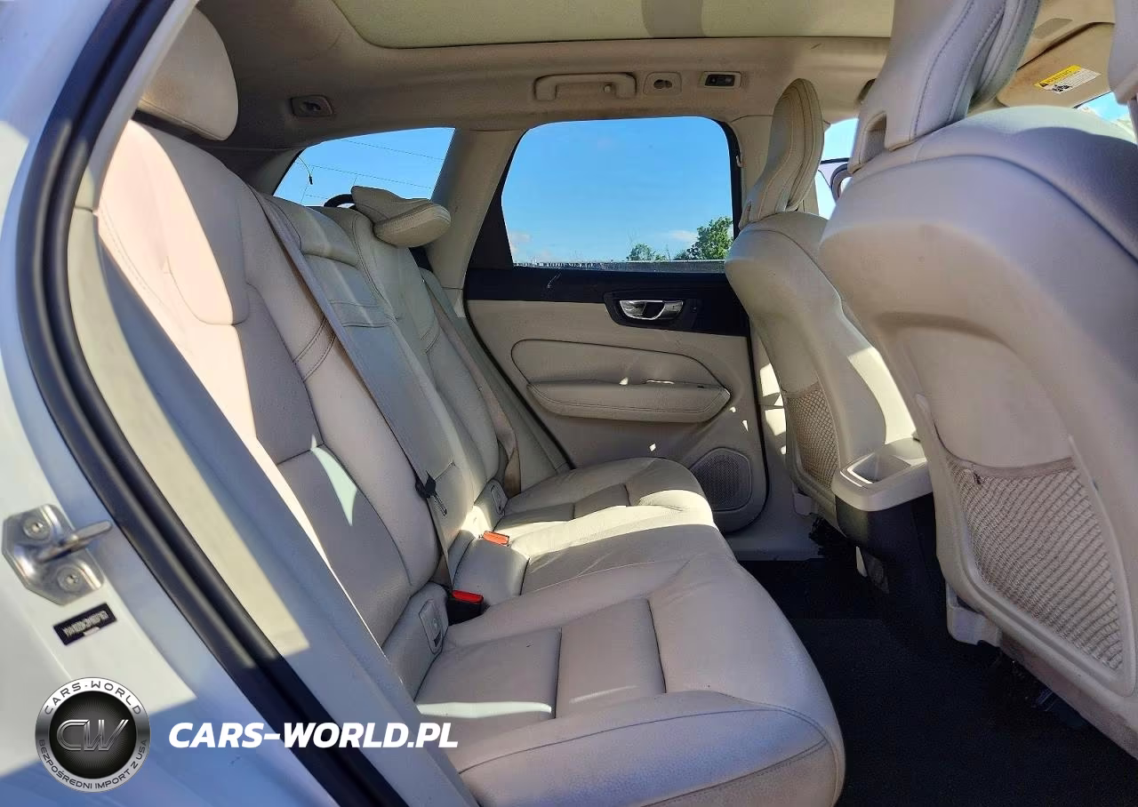 2021 Volvo Xc60 T5 Momentum VIN:YV4102DK2M1697163 - 11
