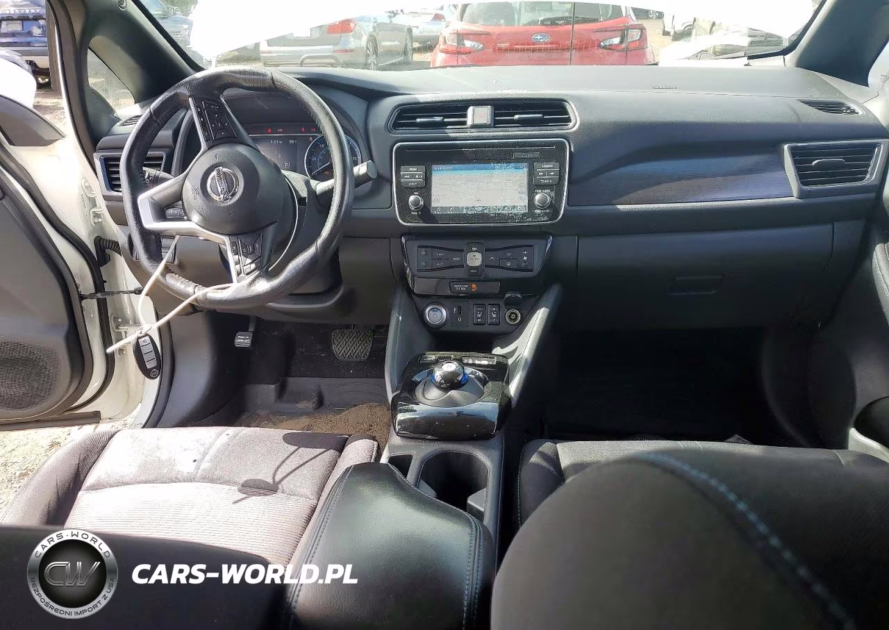 2018 Nissan Leaf Sv VIN:1N4AZ1CPXJC306122 - 8