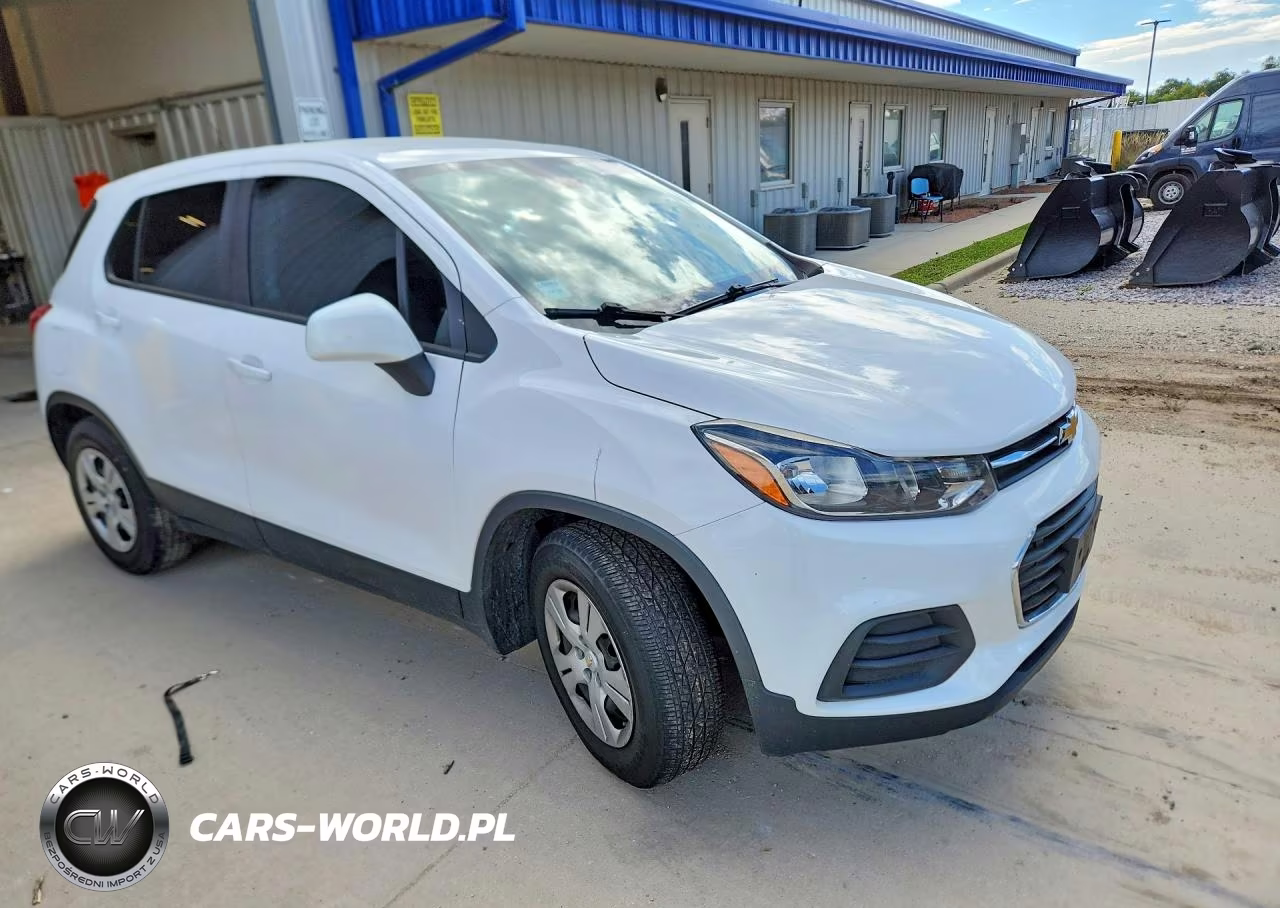 2017 Chevrolet Trax Ls VIN:3GNCJKSB5HL210362 - 4