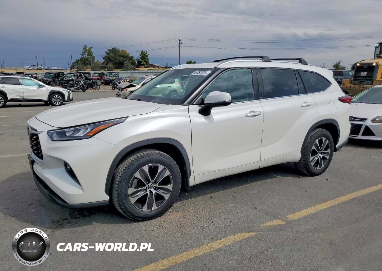 2020 TOYOTA HIGHLANDER XLE