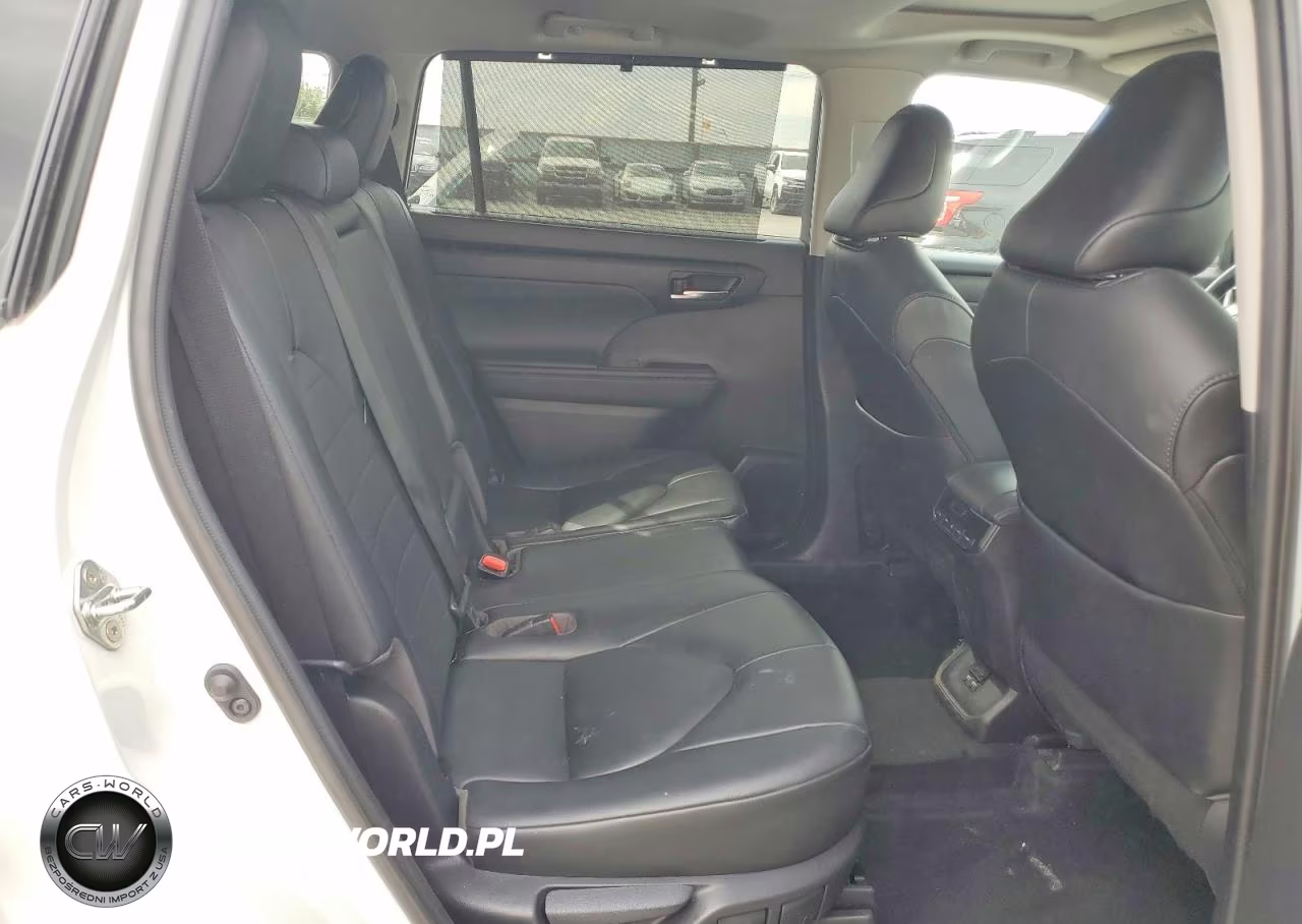 2020 TOYOTA HIGHLANDER XLE VIN:5TDHZRBH8LS519802 - 11