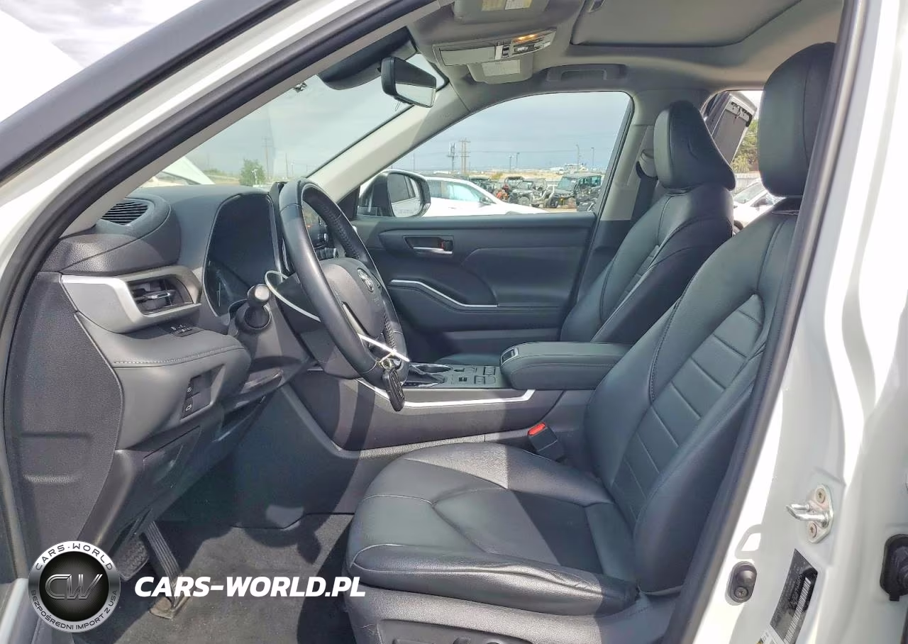 2020 TOYOTA HIGHLANDER XLE VIN:5TDHZRBH8LS519802 - 7