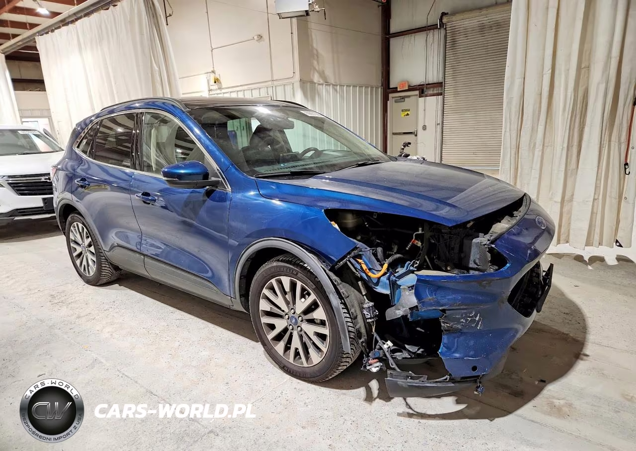 2020 Ford Escape Titanium VIN:1FMCU9DZXLUB12571 - 4