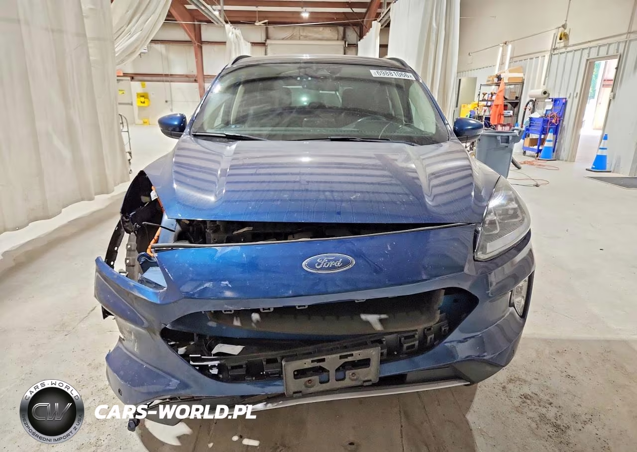 2020 Ford Escape Titanium VIN:1FMCU9DZXLUB12571 - 5