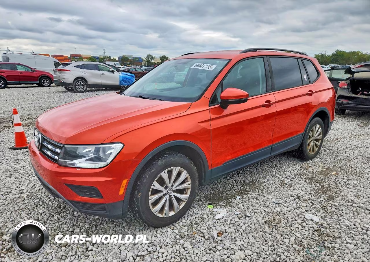 2018 Volkswagen Tiguan S VIN:3VV0B7AX5JM132122 - 1