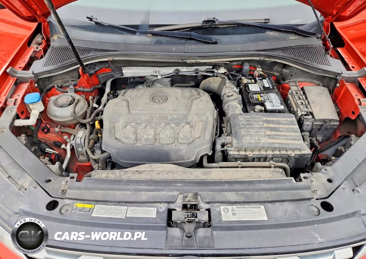 2018 Volkswagen Tiguan S VIN:3VV0B7AX5JM132122 - 12
