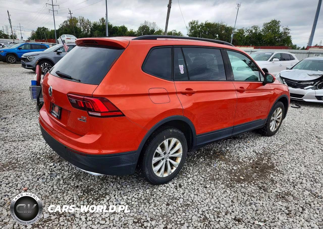 2018 Volkswagen Tiguan S VIN:3VV0B7AX5JM132122 - 3