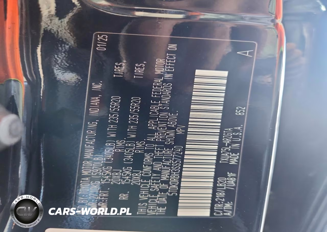 2025 Toyota Highlander Le VIN:5TDKDRBH3SS577240 - 13