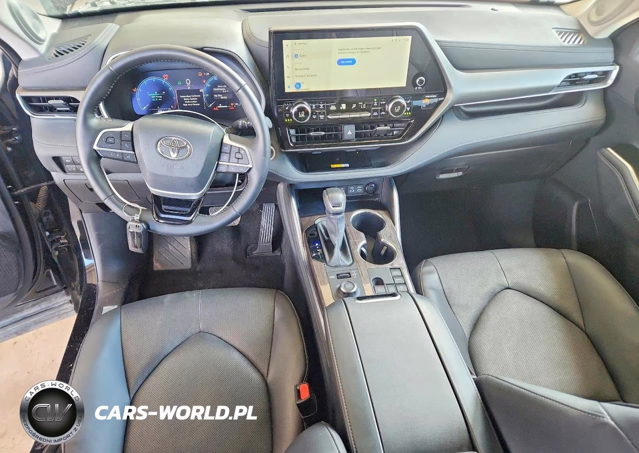 2025 Toyota Highlander Le VIN:5TDKDRBH3SS577240 - 8