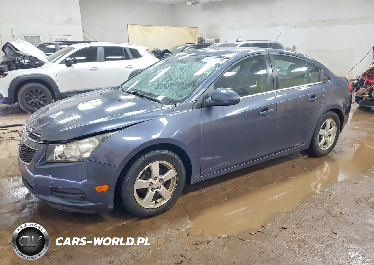 2013 Chevrolet Cruze Lt – zdjęcie 1 z 12