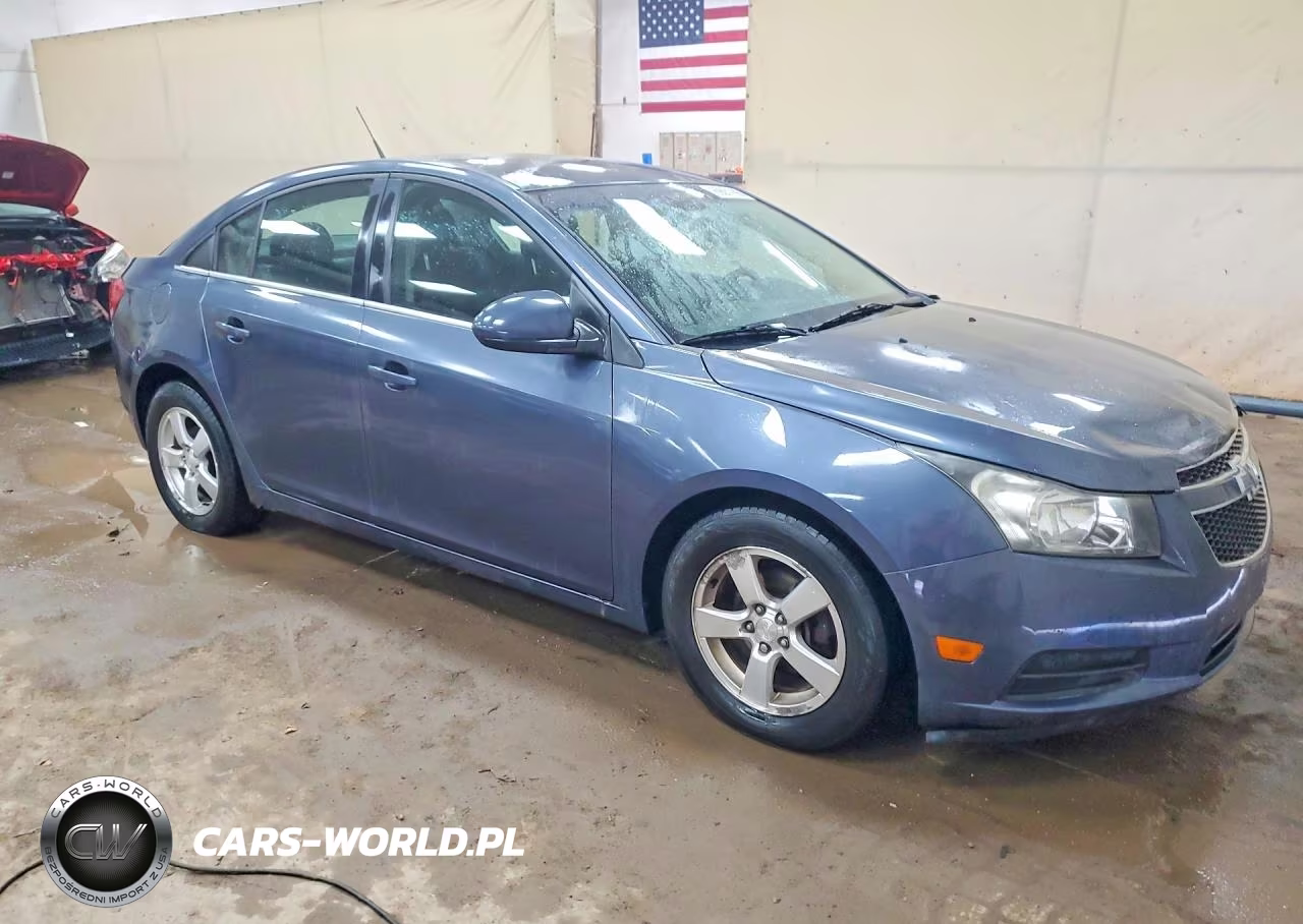 2013 Chevrolet Cruze Lt VIN:1G1PC5SB8D7155788 - 4