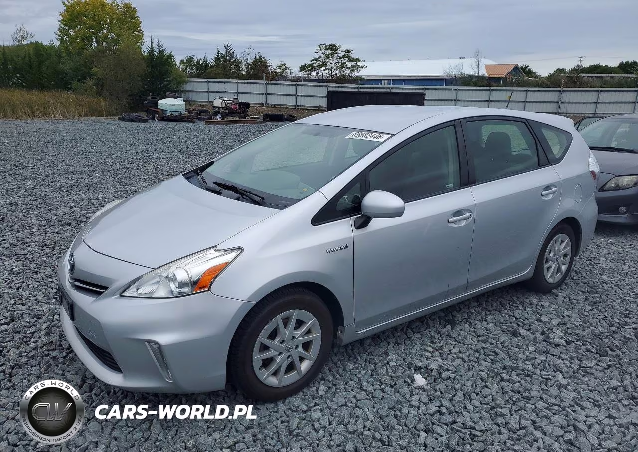 2013 Toyota Prius V Three