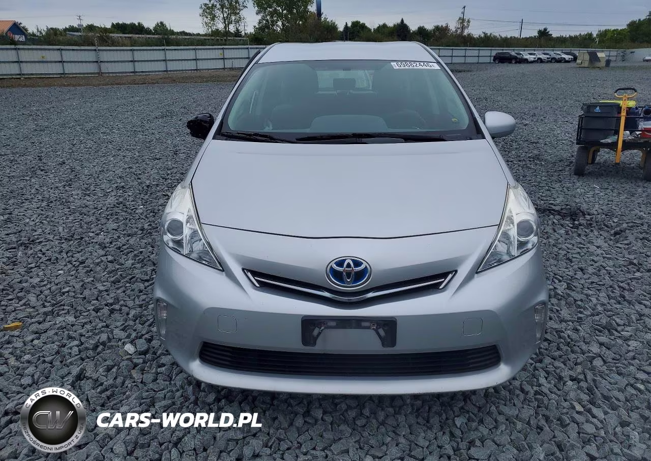 2013 Toyota Prius V Three VIN:JTDZN3EU2D3276769 - 5