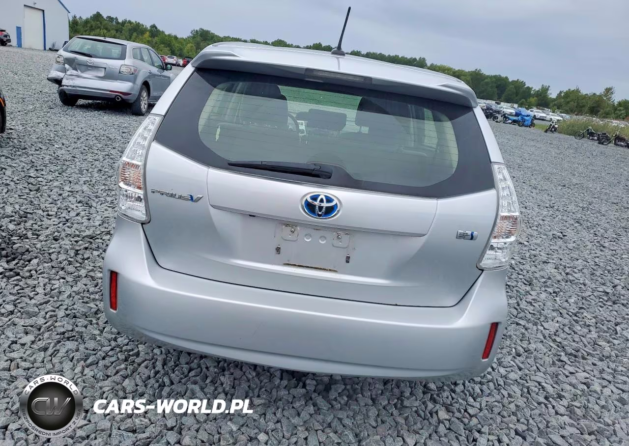 2013 Toyota Prius V Three VIN:JTDZN3EU2D3276769 - 6
