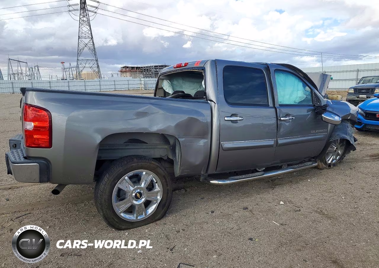 2012 Chevrolet Silverado C1500 Lt VIN:3GCPCSE0XCG310392 - 3