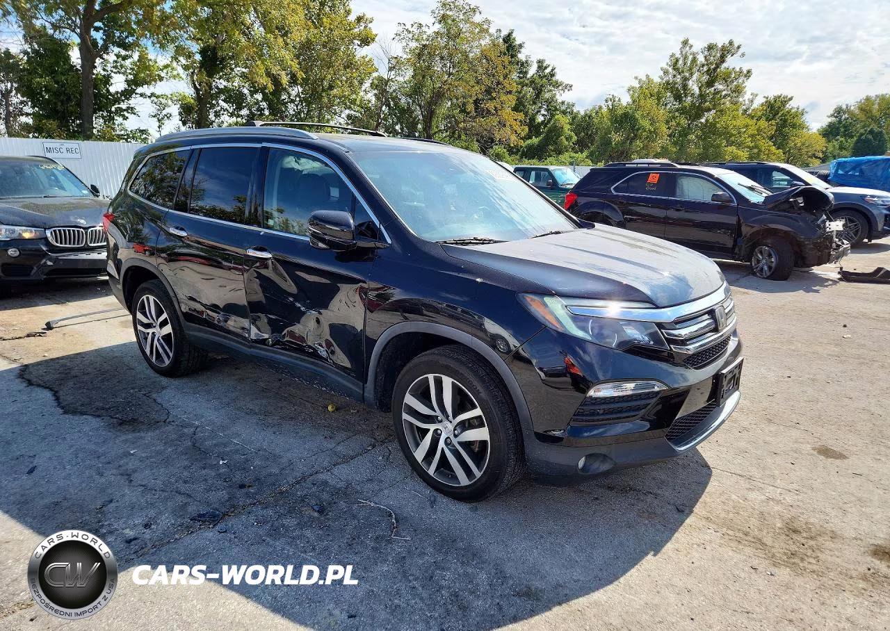 2017 Honda Pilot Touring VIN:5FNYF6H95HB022385 - 4