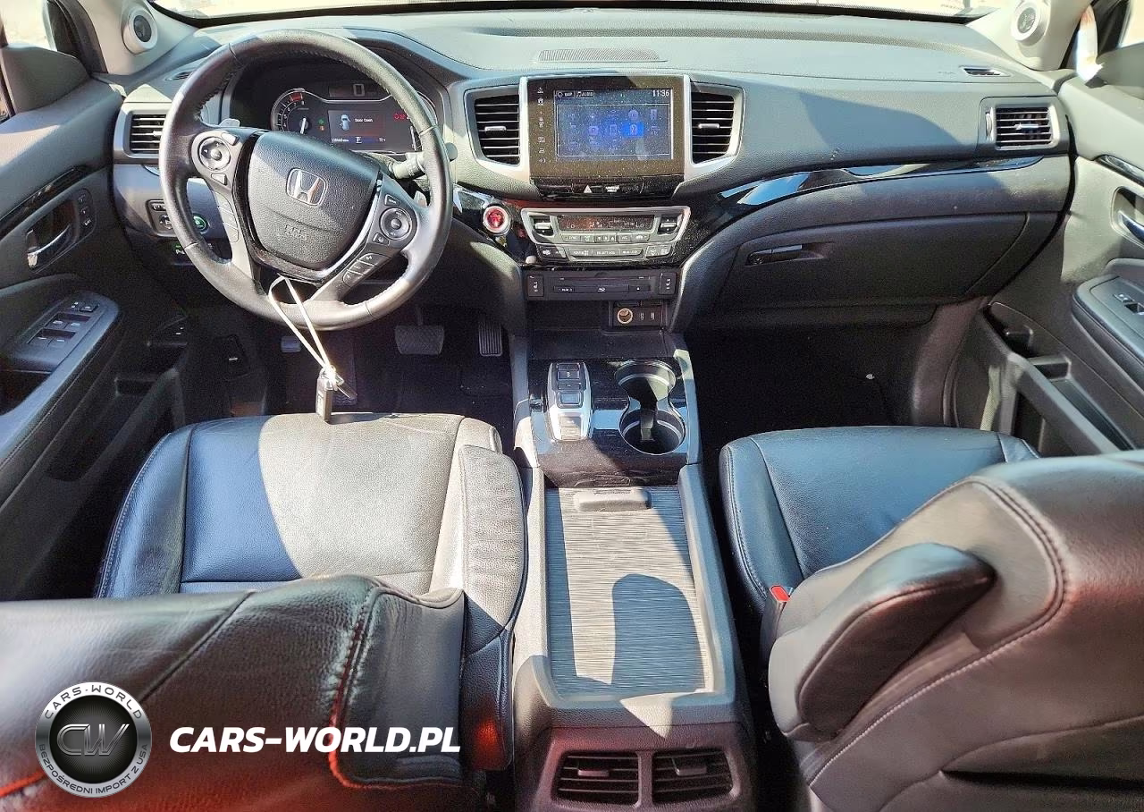 2017 Honda Pilot Touring VIN:5FNYF6H95HB022385 - 8