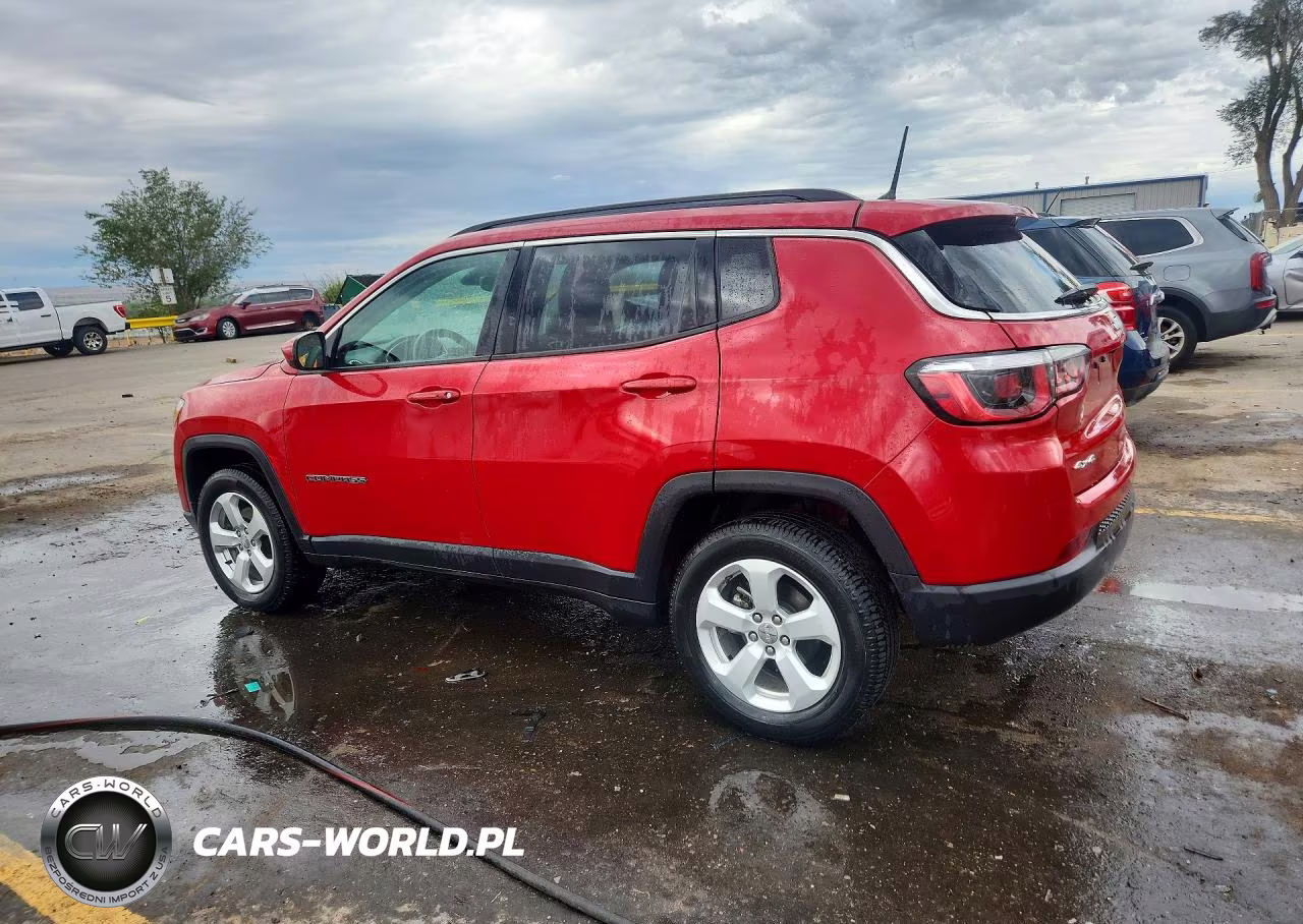 2018 Jeep Compass Latitude VIN:3C4NJDBB1JT262185 - 2