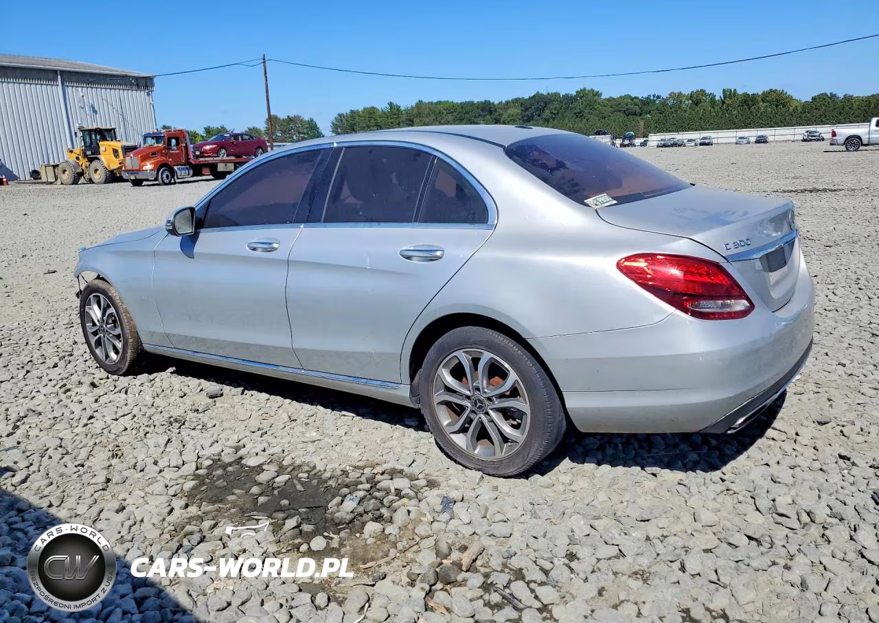 2018 Mercedes-Benz C 300 4Matic VIN:55SWF4KB6JU241870 - 2