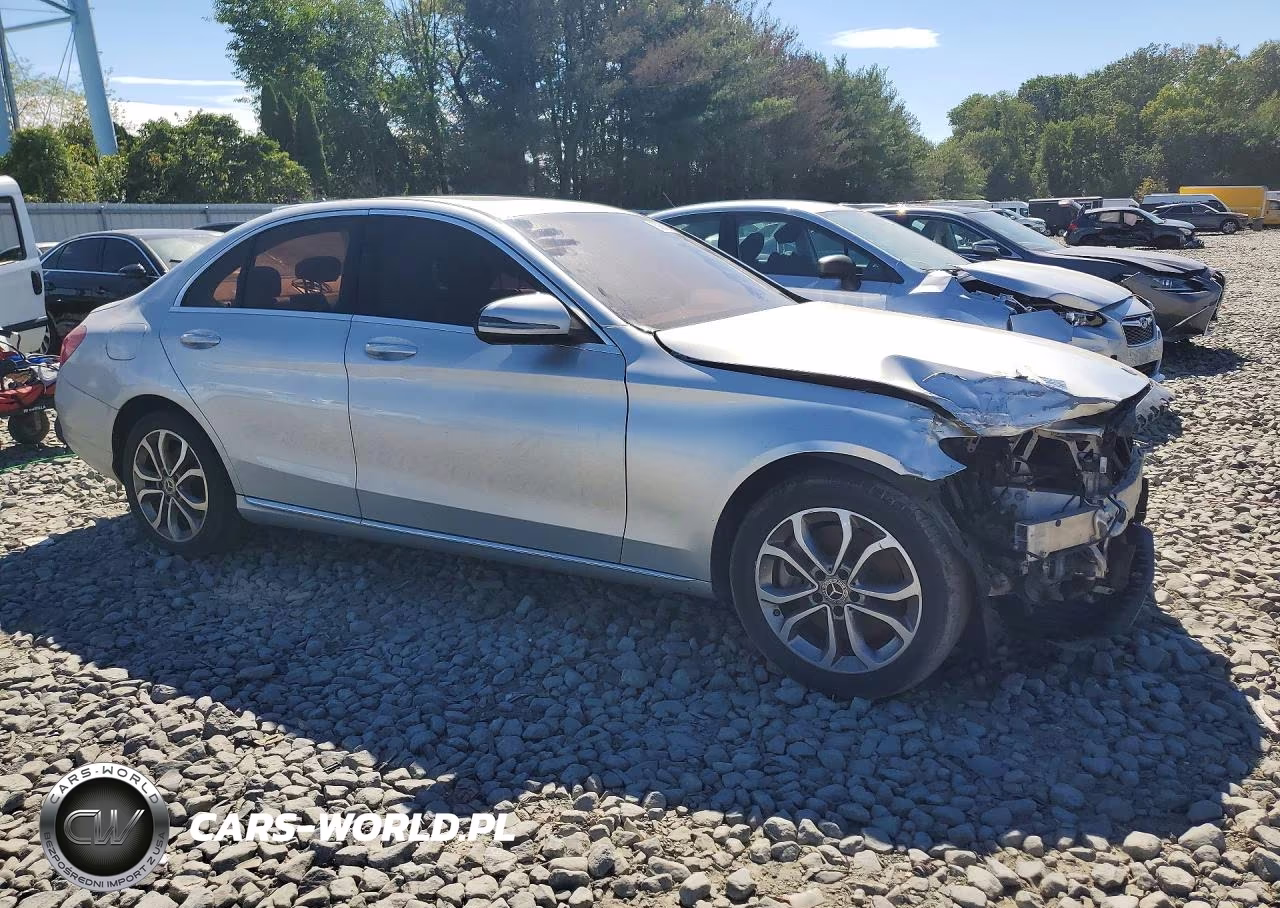 2018 Mercedes-Benz C 300 4Matic VIN:55SWF4KB6JU241870 - 4