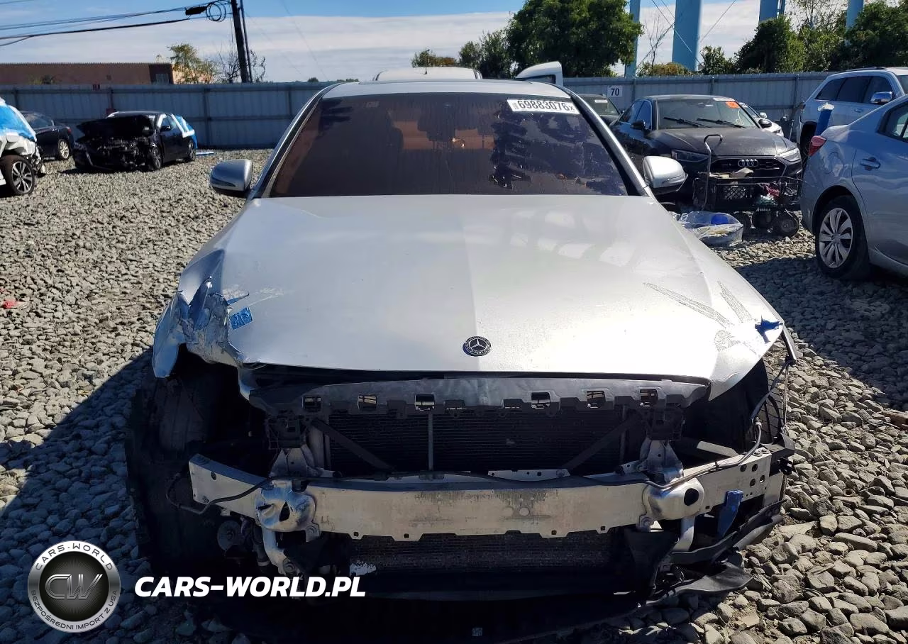 2018 Mercedes-Benz C 300 4Matic VIN:55SWF4KB6JU241870 - 5