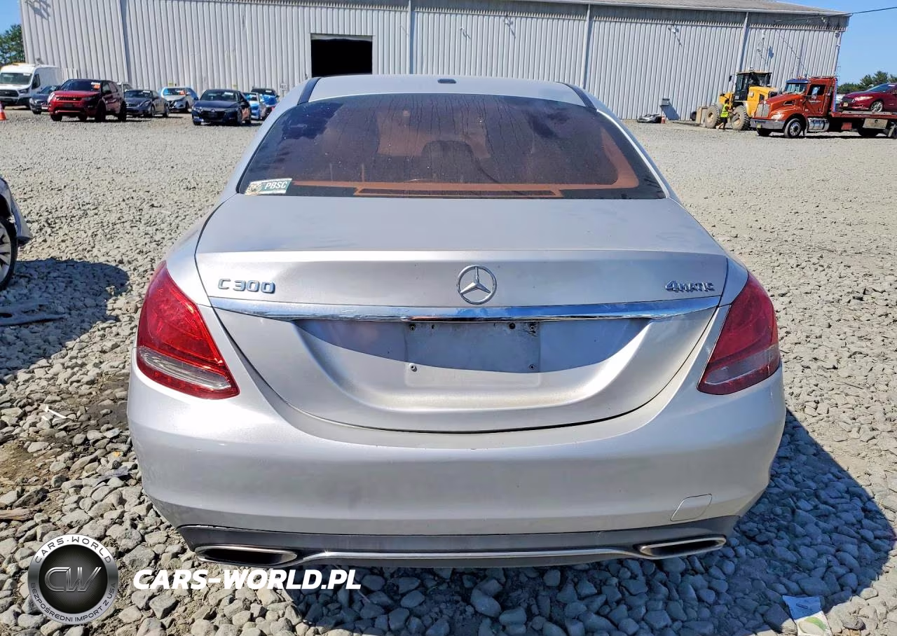 2018 Mercedes-Benz C 300 4Matic VIN:55SWF4KB6JU241870 - 6