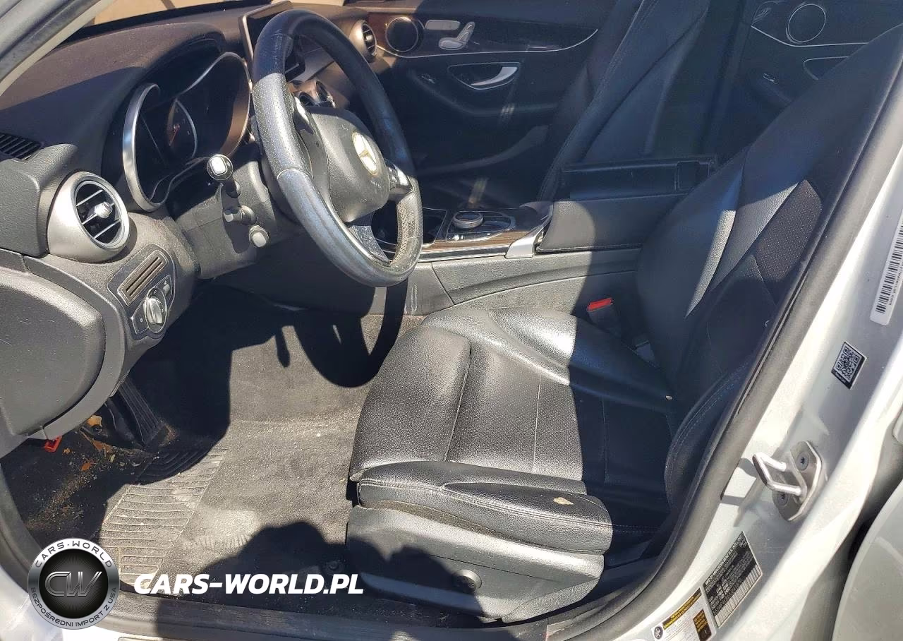 2018 Mercedes-Benz C 300 4Matic VIN:55SWF4KB6JU241870 - 7
