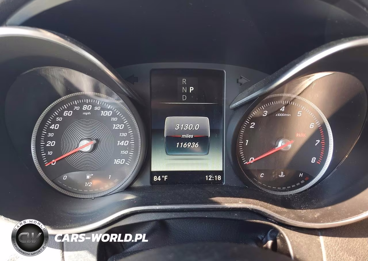 2018 Mercedes-Benz C 300 4Matic VIN:55SWF4KB6JU241870 - 9