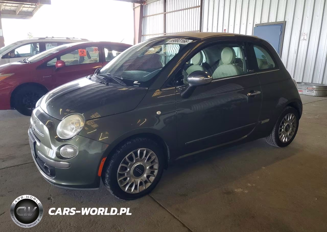 2015 Fiat 500 Lounge VIN:3C3CFFERXFT616066 - 1