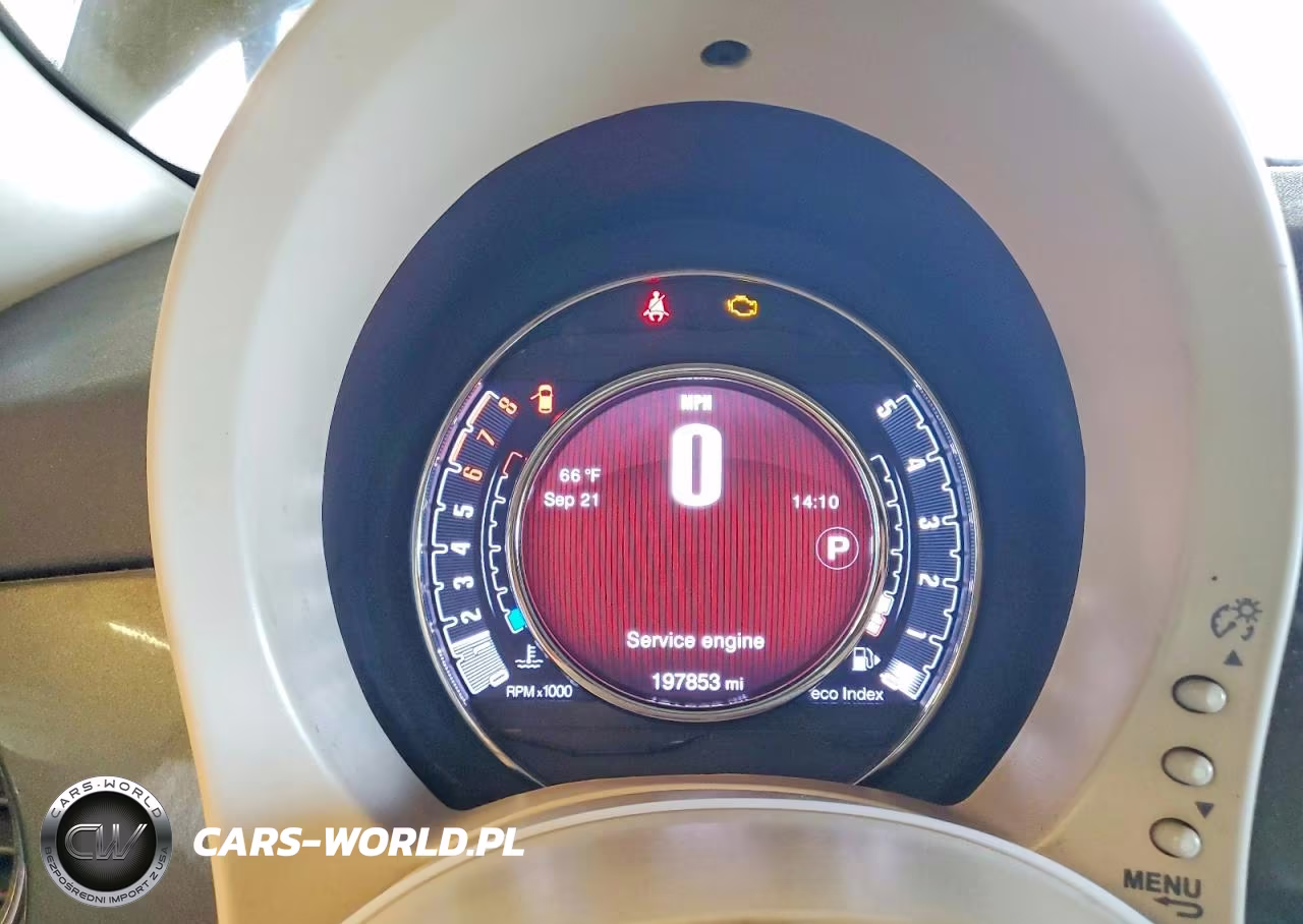 2015 Fiat 500 Lounge VIN:3C3CFFERXFT616066 - 9