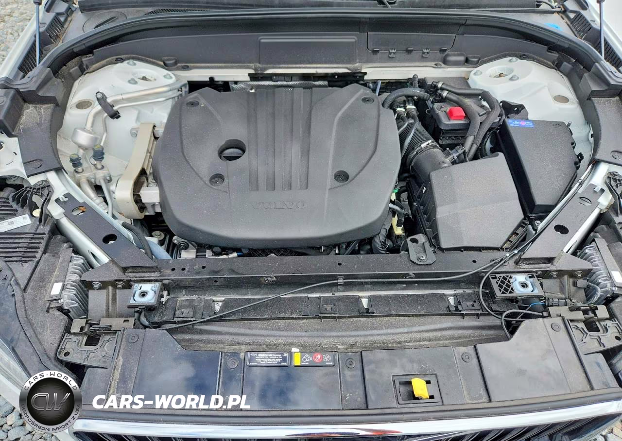 2022 Volvo Xc60 B5 Momentum VIN:YV4L12RKXN1988204 - 12