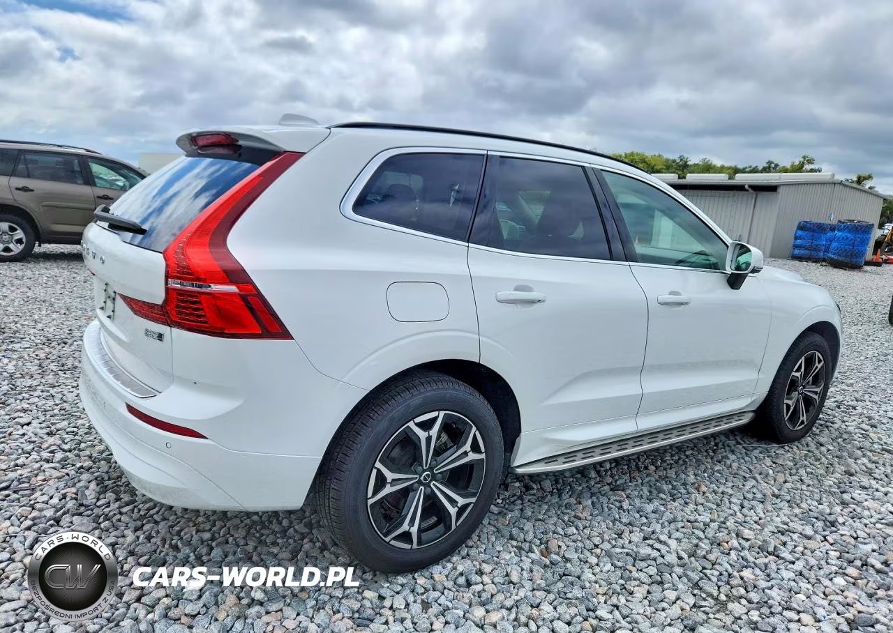2022 Volvo Xc60 B5 Momentum VIN:YV4L12RKXN1988204 - 3