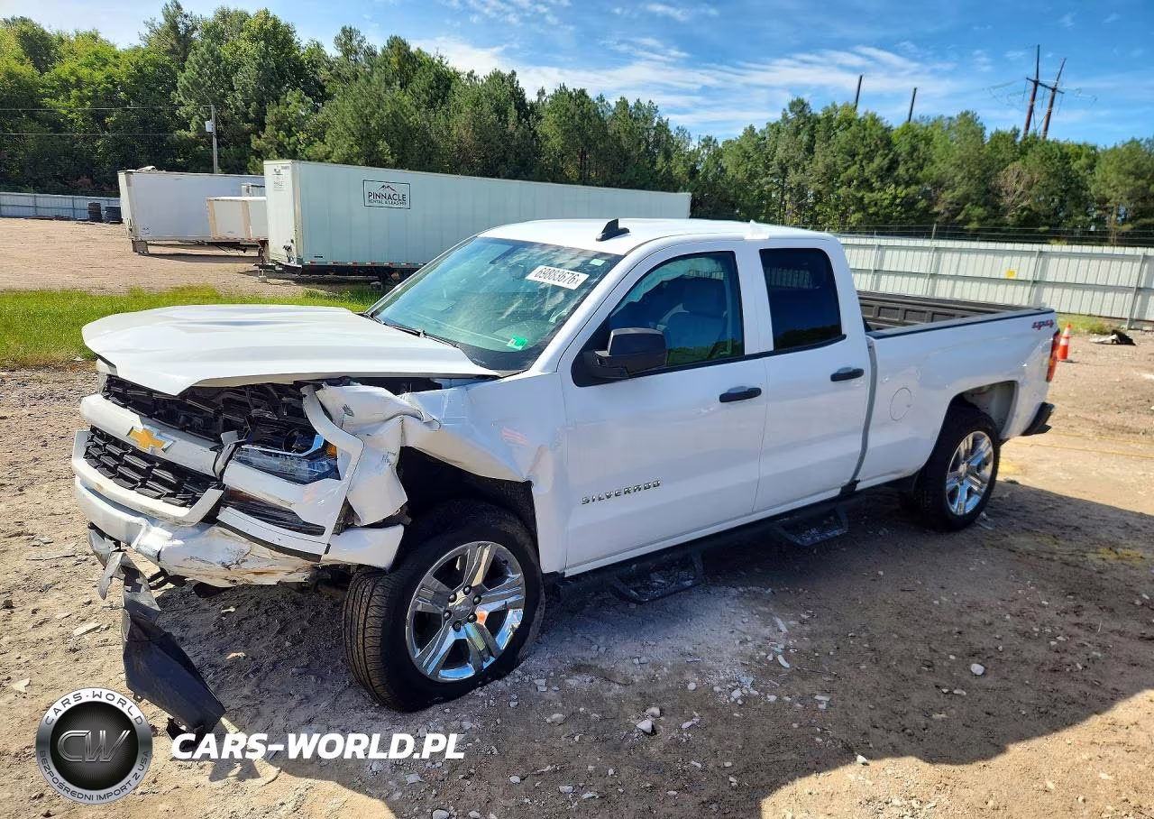 2018 Chevrolet Silverado K1500 Custom – zdjęcie 1 z 12