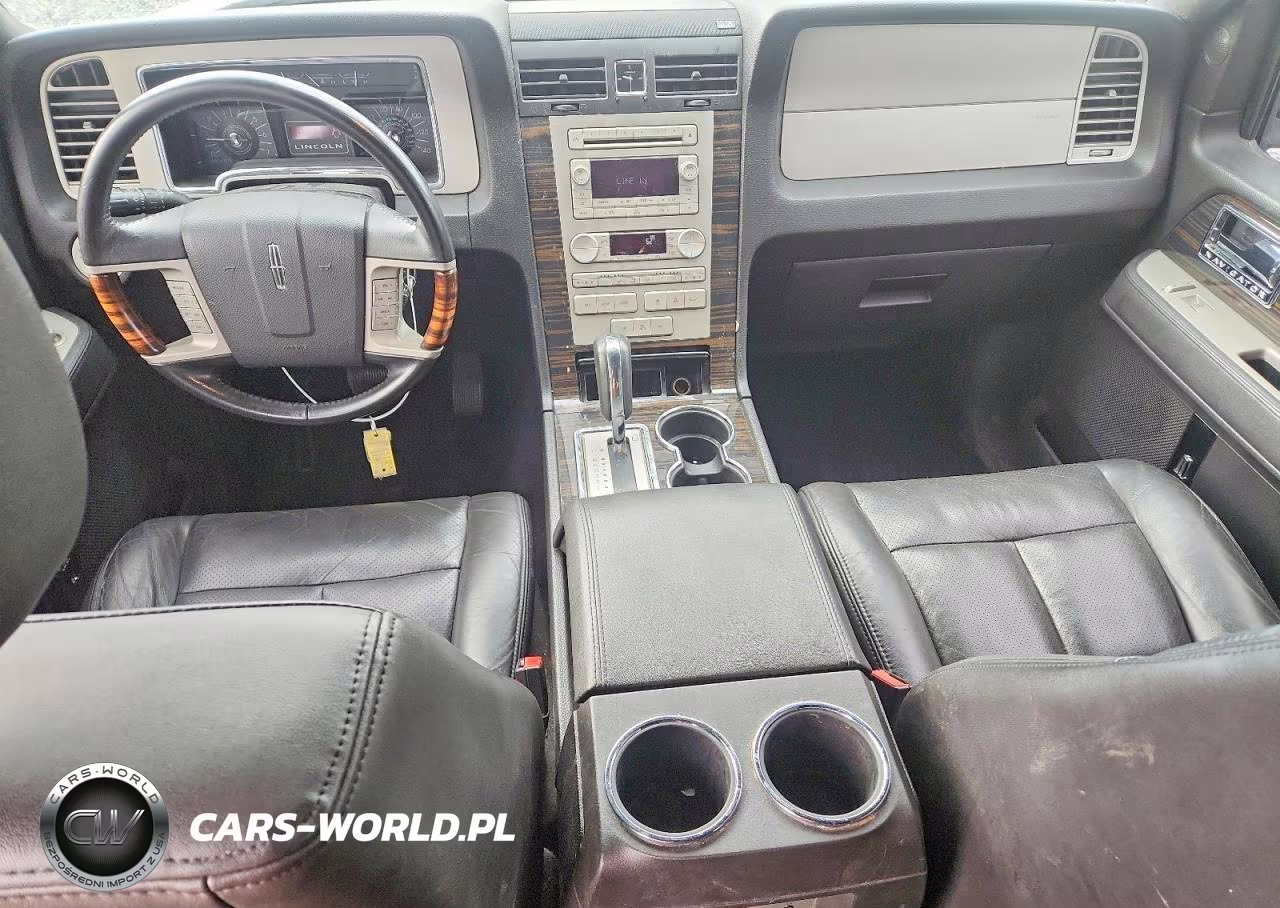2008 Lincoln Navigator VIN:5LMFU285X8LJ10504 - 8