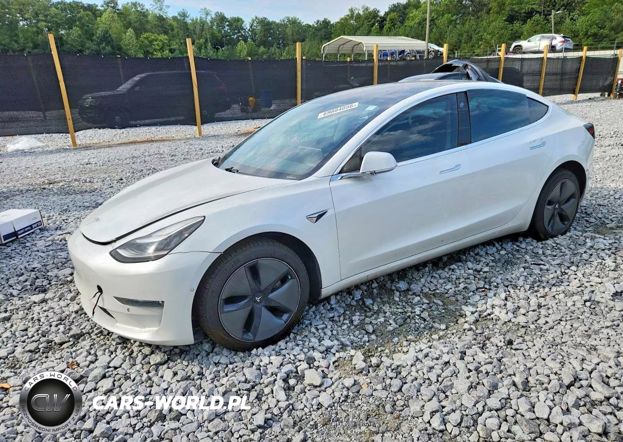 2020 Tesla Model 3 – zdjęcie 1 z 12