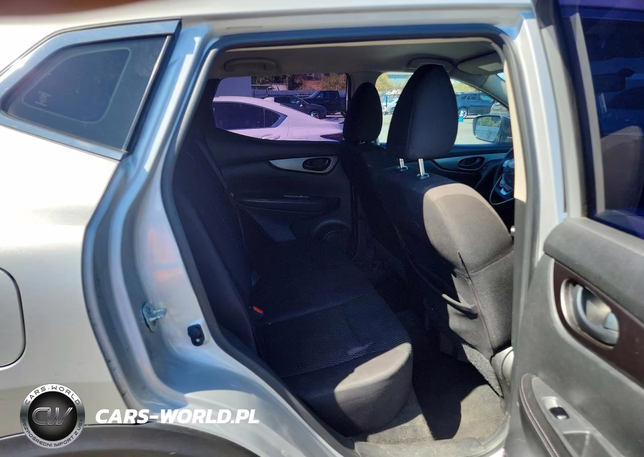 2017 Nissan Rogue Sport S VIN:JN1BJ1CP4HW029453 - 10