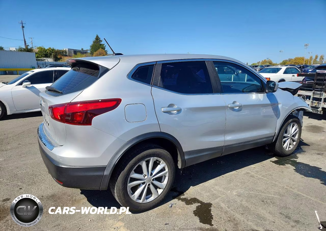 2017 Nissan Rogue Sport S VIN:JN1BJ1CP4HW029453 - 3